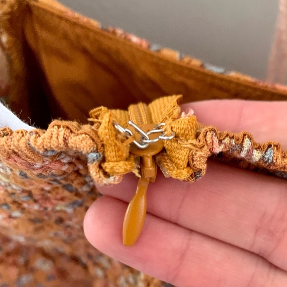 Carly Jean Los Angeles Emilie Blouse, Rust, Size S - Picture 5 of 7